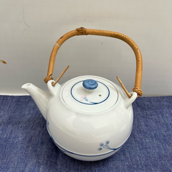 Teapot Set 4 Pieces 1 Kettle 3 Cups White Blue Light Pink Bamboo Wooden Handle - Picture 5 of 15